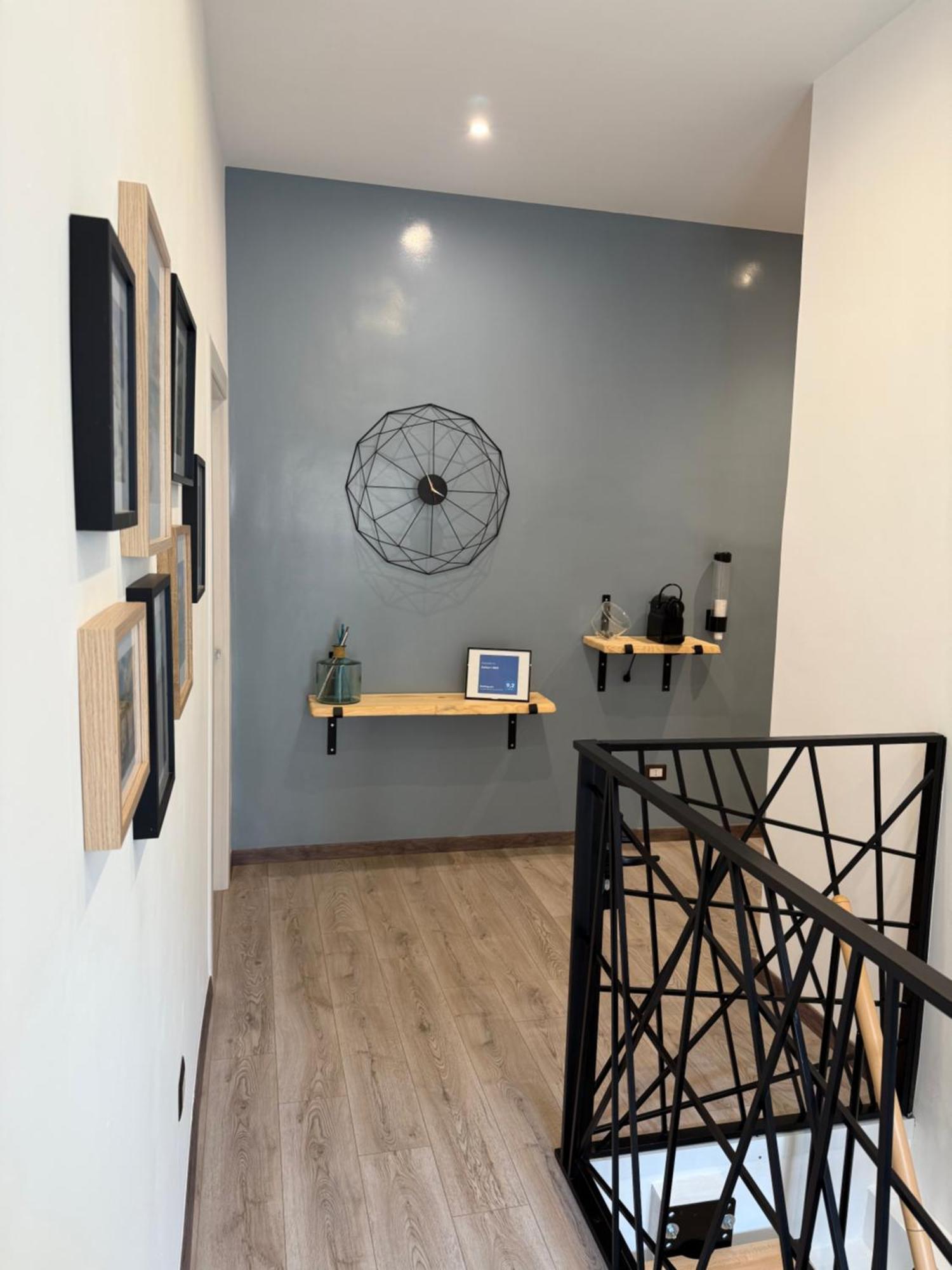 Adrian'S B&B 图里 外观 照片